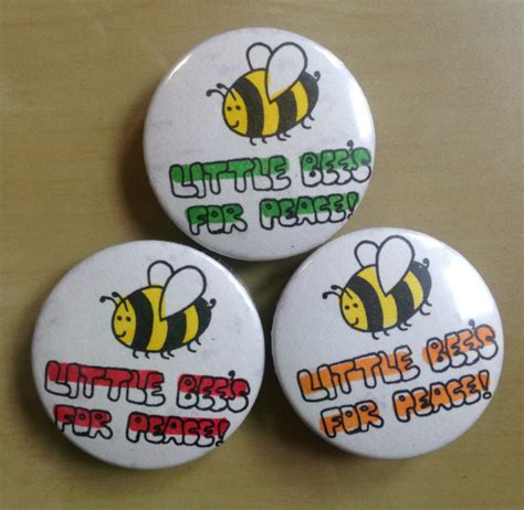 ”LITTLE BEES FOR PEACE!” Vintage Badge – Yorkshire Campaign for Nuclear Disarmament