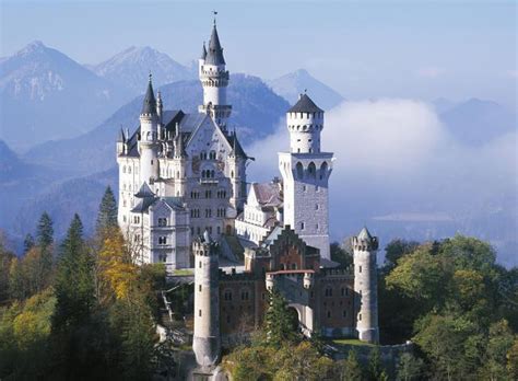 Learn About the German Palace That Inspired Sleeping Beauty's Castle ...