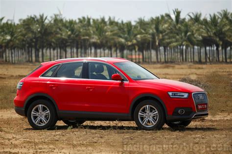 Audi Q3 Dynamic red side Review