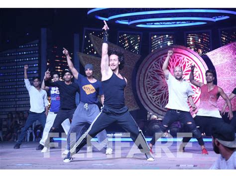 Tiger Shroff rehearses for the 62nd Jio Filmfare Awards | Filmfare.com