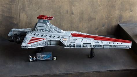 LEGO Star Wars UCS Venator-Class Republic Attack Cruiser Revealed