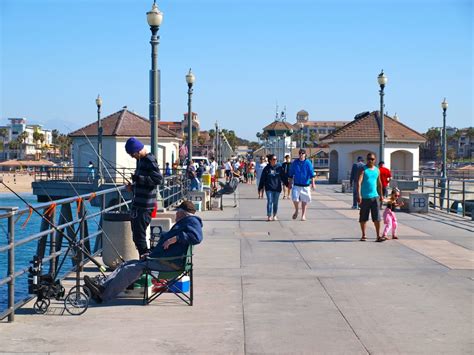 Huntington Beach Pier - Pier Fishing in California