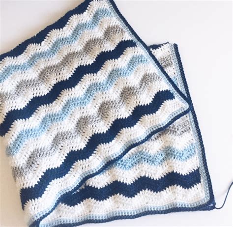 Daisy Farm Crafts: Ripple Blanket