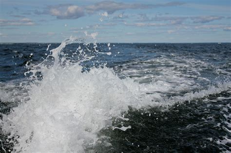 Sea Water Splash · Free Stock Photo