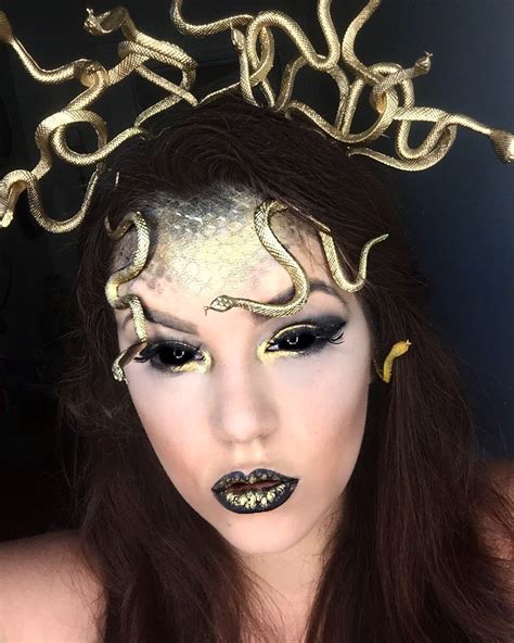 Medusa Makeup @holleywood_hills | Medusa halloween, Medusa halloween costume, Medusa makeup