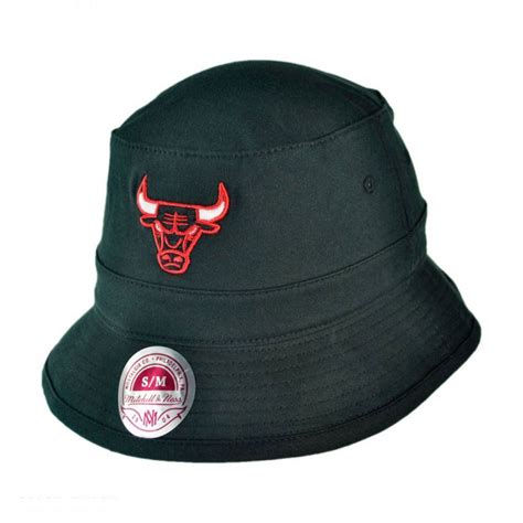 Mitchell & Ness Chicago Bulls NBA Logo Bucket Hat NBA Basketball Caps