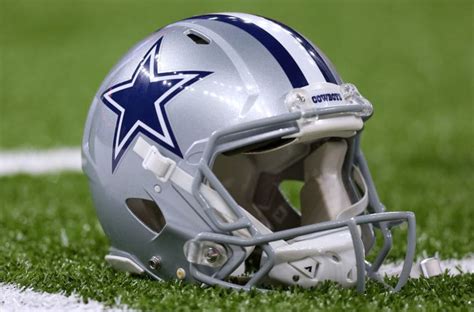 Cowboys reveal brand new "arctic" helmet for Week 17 vs. Titans