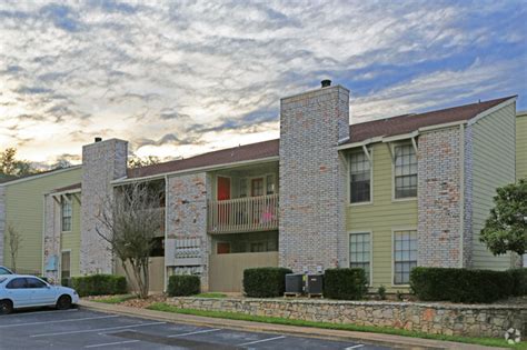 Deer Oaks Apartments - San Antonio, TX | Apartments.com