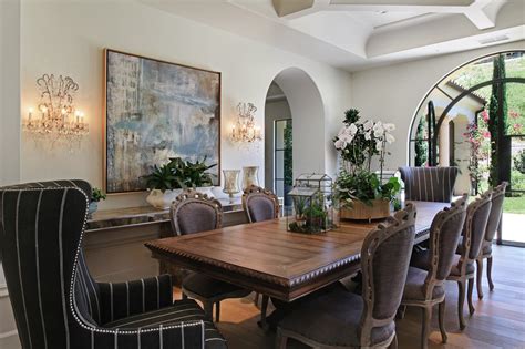 16 Absolutely Gorgeous Mediterranean Dining Room Designs