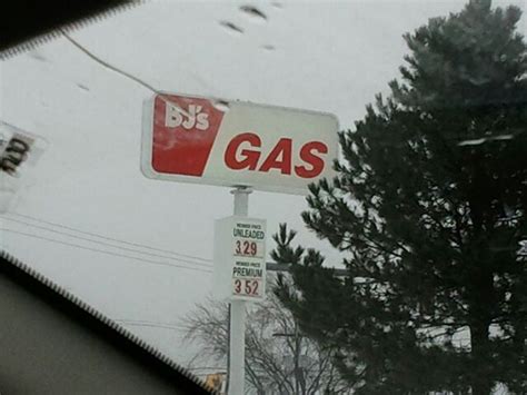 BJ's Gas, 1801 Woodbury Ave, Portsmouth, NH, Gas Stations - MapQuest