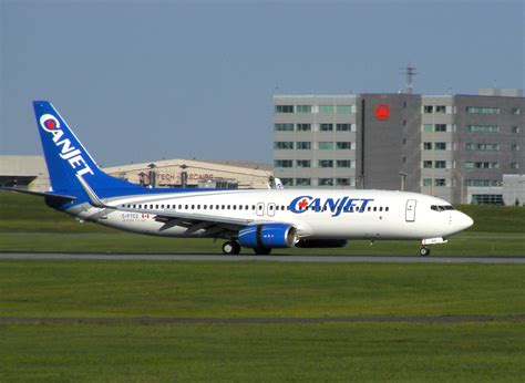 File:Canjet Boeing 737-800 C-FTCZ.jpg - Wikipedia, the free encyclopedia