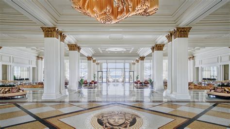 Palazzo Versace Dubai — Hotel Review | Condé Nast Traveler