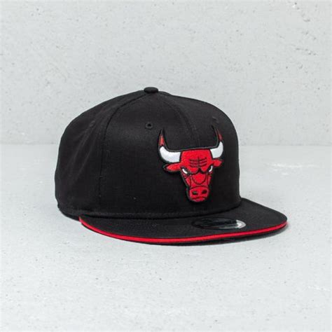 New Era 9Fifty NBA Chicago Bulls Cap Black/ Red