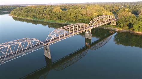 Wabash River Bridge in New Harmony, IN - YouTube