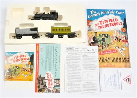 Vectis Auctions | Hornby China R3186 The Titfield Thunderbolt Train Set.