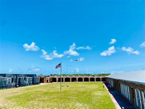 Your Ultimate Guide to Fort Zachary Taylor Historic State Park - Quick ...