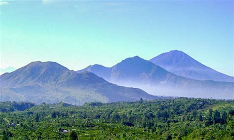 Daftar Nama Pegunungan dan Gunung Berapi di Pulau Bali