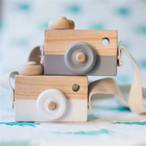 Lovely Mini Wooden Cameras Toys For Baby Kids Room Decor Ornament ...