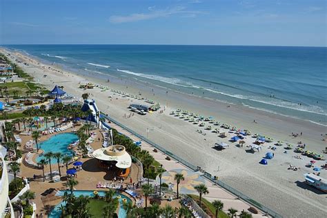 Daytona Beach: 11 reasons this should be your next holiday destination ...