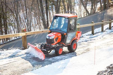 BX2680 | Kubota Sub-Compact Tractors | Motor City Kubota