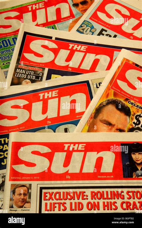 The sun newspaper hi-res stock photography and images - Alamy