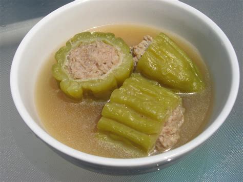 Modern Thai Food: Stuffing bitter melon Soup