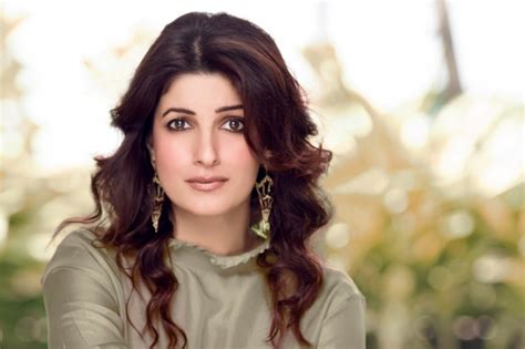 Twinkle Khanna Age, Height,Net Worth & Bio - CelebrityHow