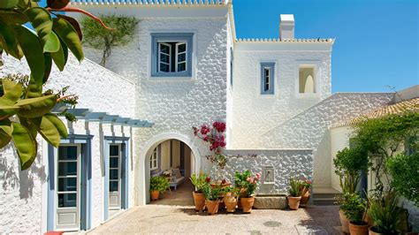 A Compound of Villas in the Greek Islands Is Transformed for a Family | Architectural Digest