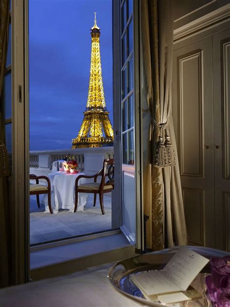 17 Luxury Hotel Rooms With A View - Travels And Living