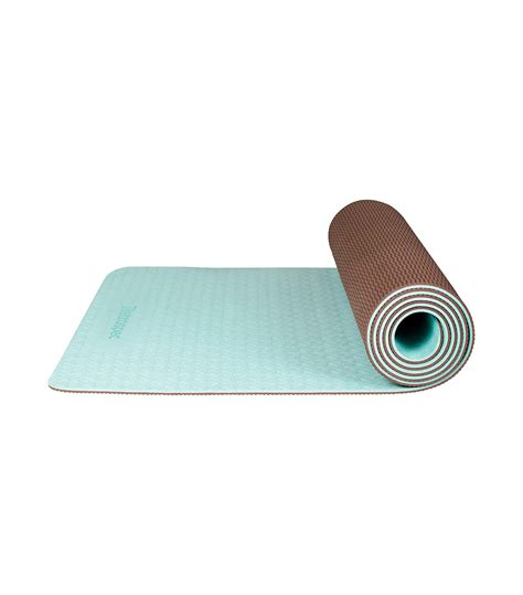 11 Best Hot Yoga Mats According to Reviews | TheThirty