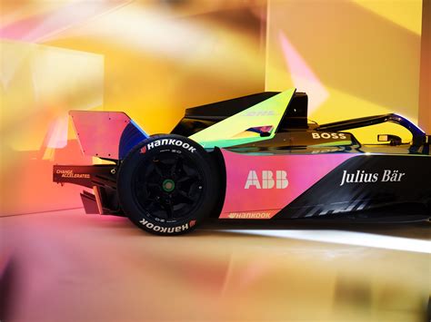 Formula E’s new electric race car is lighter, more powerful, more nimble | Ars Technica