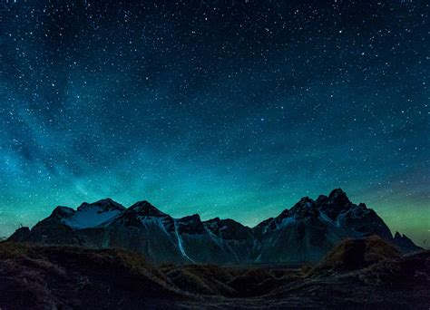 Expose Nature: Green Airglow appearing in the night sky behind the ...