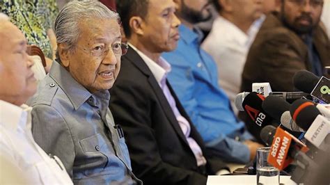 Dr Mahathir set to be oldest candidate in upcoming Malaysia polls ...