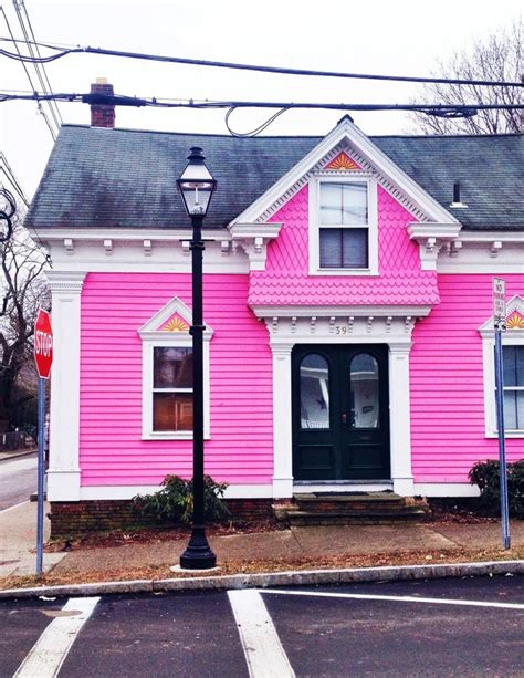 A very pink house | Pink houses, Cute house, Dream house decor