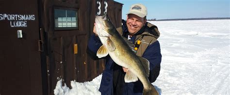 Lake of the Woods Ice Fishing Worth the Trip - Conservation Federation of Missouri