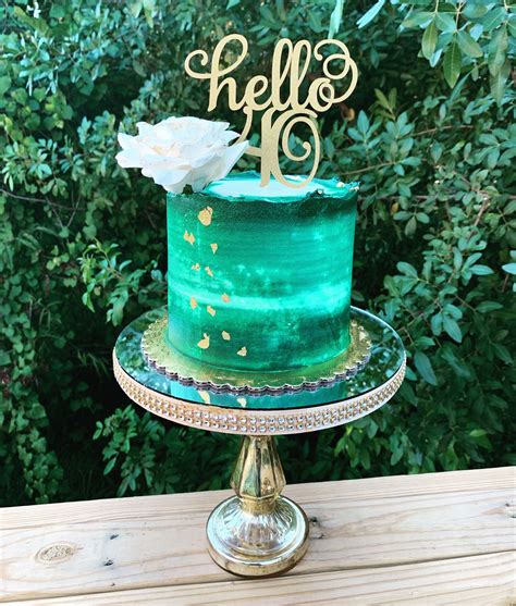 Birthday cake emerald green | Buttercream birthday cake, Christmas birthday cake, 21st birthday ...