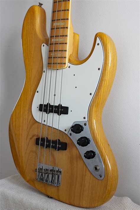 Used Fender Jazz Bass '75 Reissue Natural – Topshelf Instruments