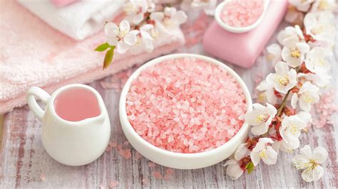 Best Himalayan Pink Bath Salt, Bath Bombs,