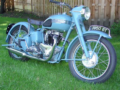 1950 Triiumph 6T (GB) | Triumph motorbikes, Triumph bikes, Triumph motorcycles