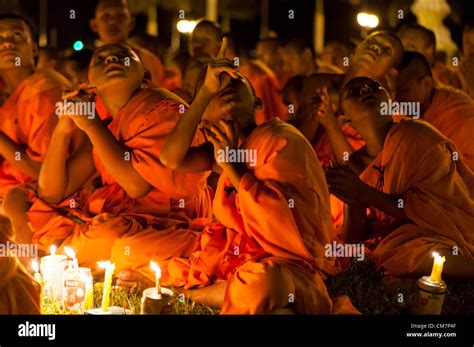 Phnom Penh, 23 October 2012 - King Norodom Sihanouk Funeral - Thousand from Monks praying for ...