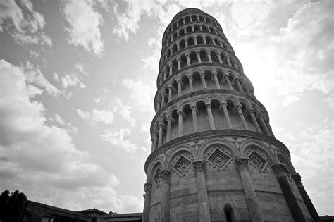 The Leaning Tower | The Leaning Tower of Pisa, in Black and … | Flickr