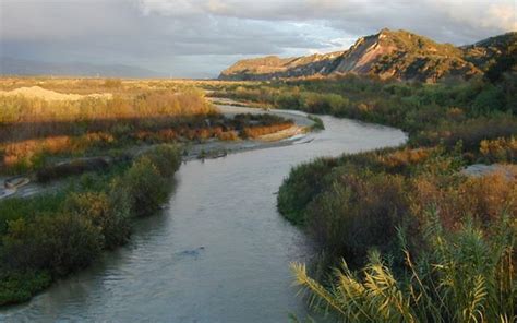 Santa Clara River Preserve: Visitor and restoration information