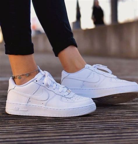 Nike Air Force 1 ‘07 Women's | Nike shoes air force, All white nike ...