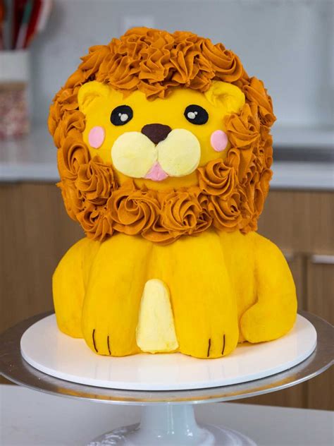 Lion Cake: Delicious Recipe w/ Step-by Step Tutorial [& Video]