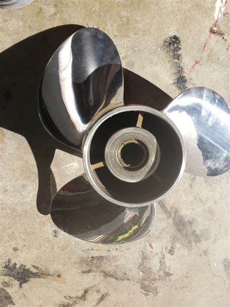 For Sale - SOLAS STAINLESS STEEL PROP | Bloodydecks