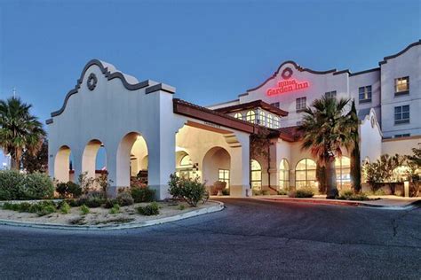 HILTON GARDEN INN LAS CRUCES - Updated 2021 Prices, Hotel Reviews, and Photos (New Mexico ...