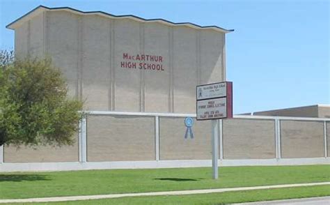 MacArthur High School - 3700 N MacArthur Blvd, Irving, TX 75062, USA ...