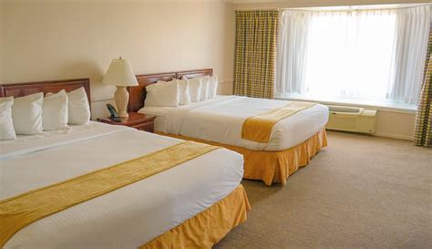 Accessible Hotel Rooms & Amenities | Santa Maria Inn