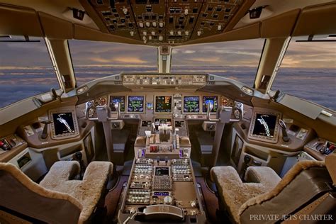 Private Interior Photos Boeing 777 | Boeing 777 Flight Deck | Flying ...