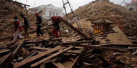 Kathmandu, a city still in shock after massive earthquake - Nikkei Asia